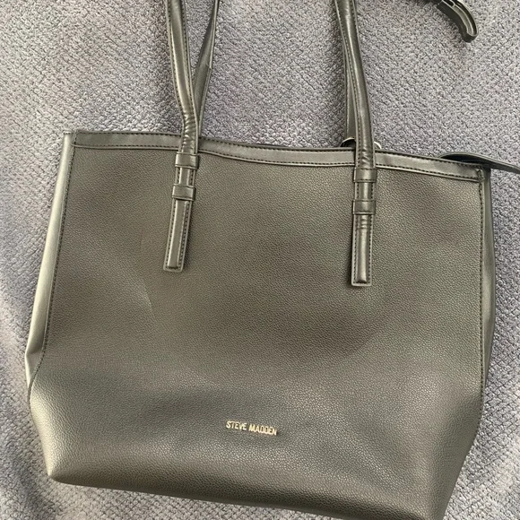 Steve Madden Black Tote Bag - Picture 2 of 7
